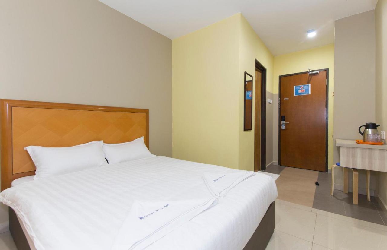 Hotel Raja Bot Kuala Lumpur Exterior photo